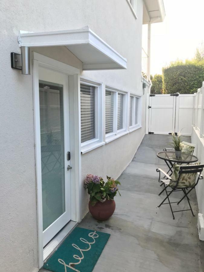 Private Guest Suite In West Los Angeles Exterior photo